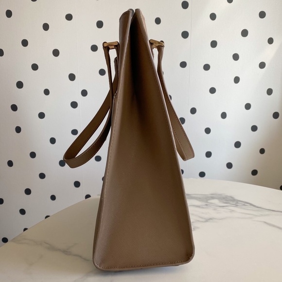 Danier Leather Shoulder Bag - Picture 3 of 8